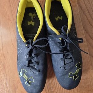 Under Armour Men's Yellow and Black Athletic Shoes